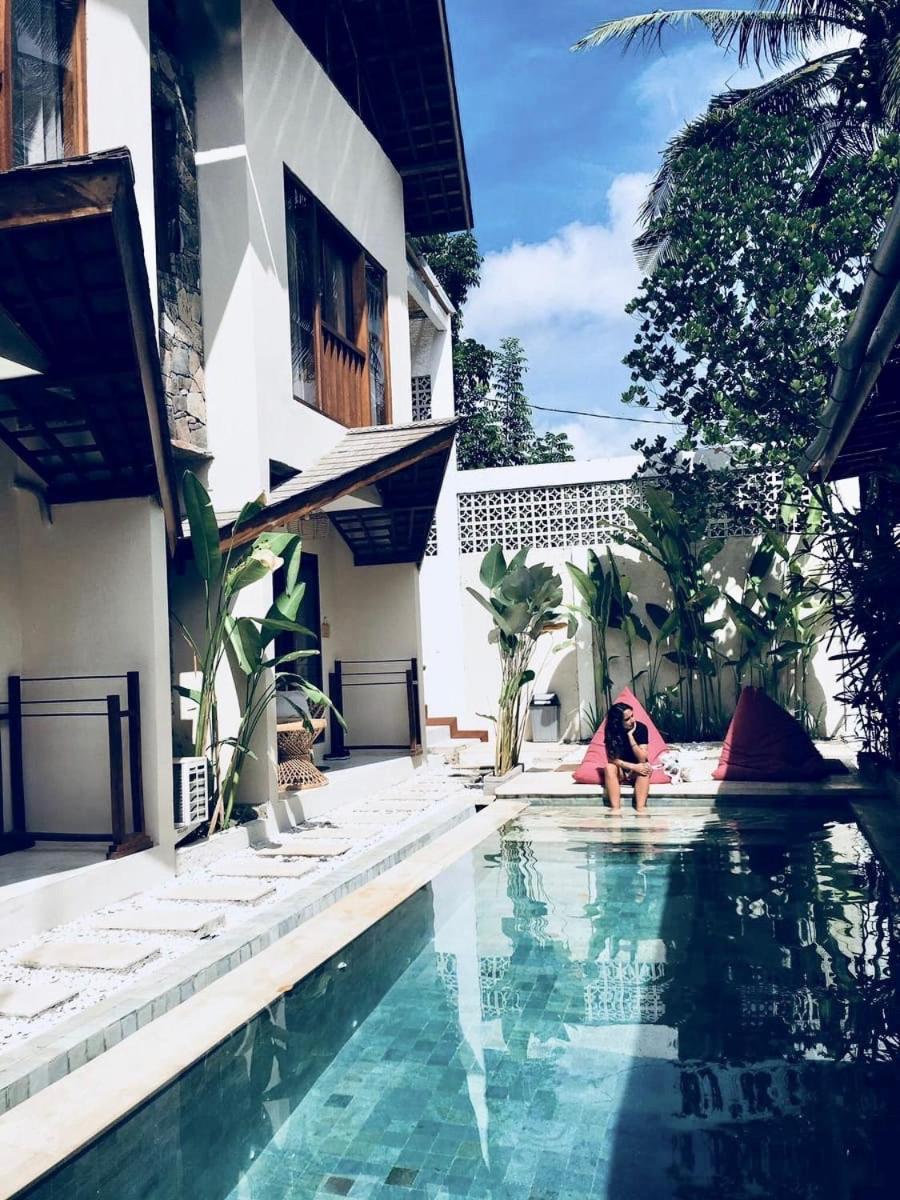 Hotel Ola Ola Lombok à Selong Belanak Extérieur photo